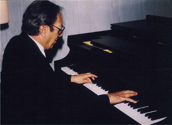 Leonard Shure warming up prior to a benefit recital on Nantucket Island.